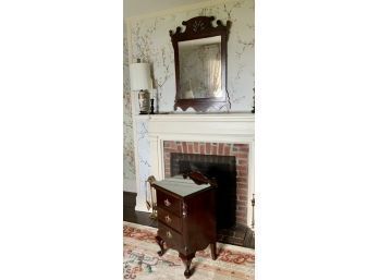 Queen Ann Style Mahogany Stand & Chippendale Style Mirror (CTF20)