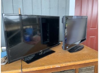 Two Flat Screen Tvs, Sharp And Samsung (CTF10)