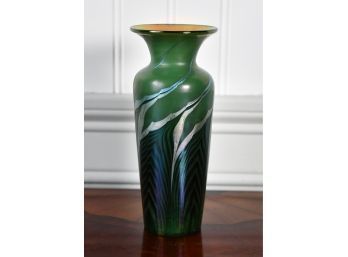 Lundberg Art Glass Vase, Iridesent Pulled Feather Design (CTF10)