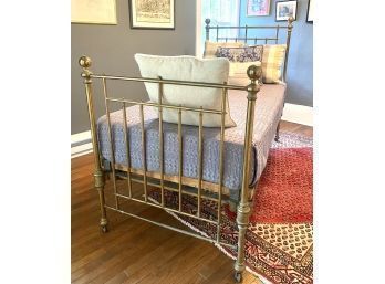 Antique Twin Brass Bed (cTF30)