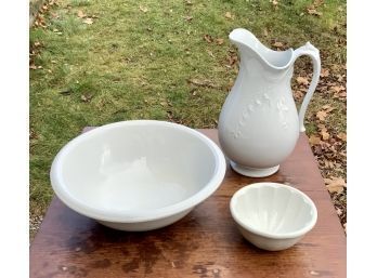 Ironstone Pitcher And 2 Bowls (CTF10)
