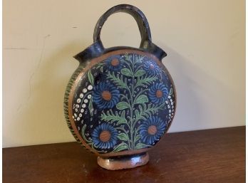 Antique Arapaho Pottery Vase (CTF10)