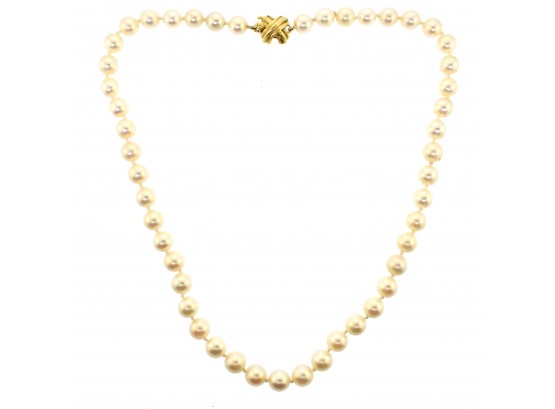 Tiffany & Co. Pearl Necklace (CTF10)