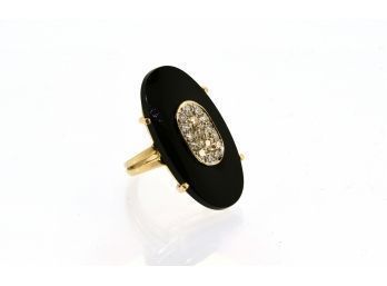 Vintage 14k Gold Diamond And Black Onyx Ring (CTF10)