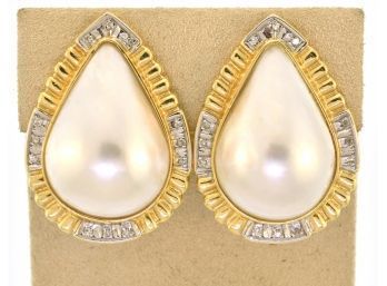 14k Gold & Mabe Pearl Earrings (CTF10)