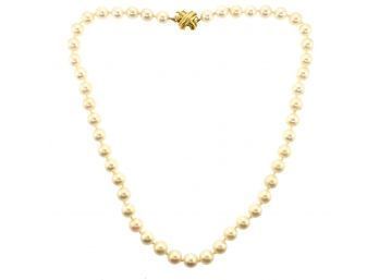 Tiffany & Co. Pearl Necklace (CTF10)