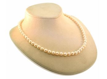 Cultured Pearl Necklace  25.75''L (cTF10)