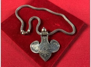 Mexican Sterling Pendant Stamped HOB On An Italian Sterling Snake Chain, 25 Grams (CTF10)