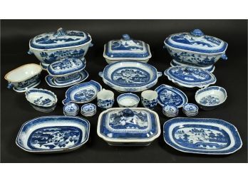 19th C. Chinese Blue And White Canton Porcelain (CTF20)