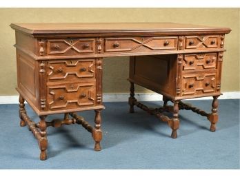 1920s Jacobean Style Walnut Kneehole Desk (cTF20)