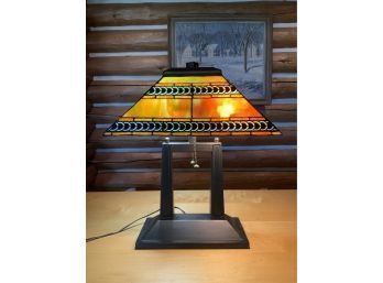 Arts & Crafts Style Leaded And Stained Glass Table Lamp  (CTF10)