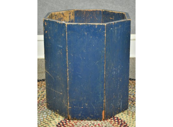 Early Blue Painted Octagonal Barrel (CTF20)