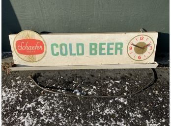 The Ohio Thermometer Co. For The F&M Schaefer Brewing Co. Advertising Clock, Model #201 (CTF20)