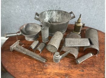 Tin Kitchen Implements (CTF20)