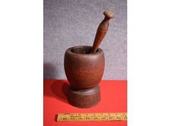 Early Turned And Red Painted Mortar With Pestle (CTF10)