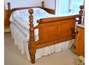 Antique Bell & Ball Four Poster Bed (cTF30)
