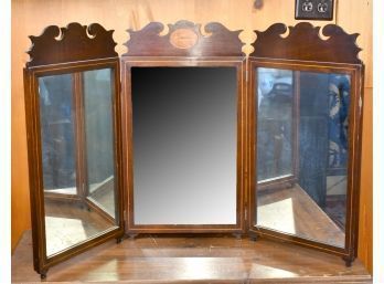 Vintage Tri-fold Dresser Mirror (CTF10)