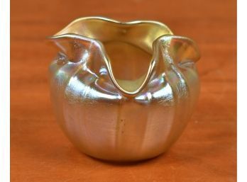 Quezal, Miniature Art Glass Dish (CTF10)