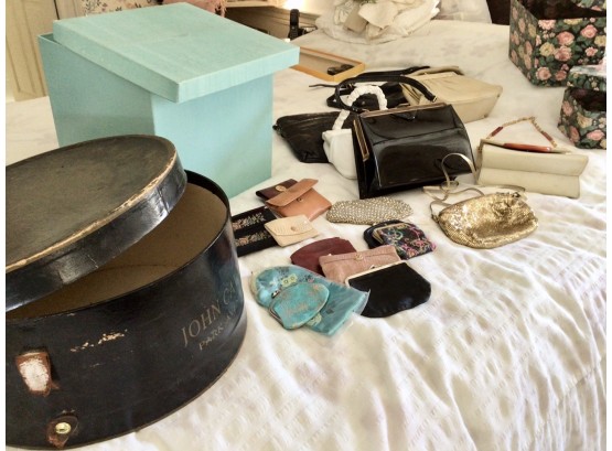 Vintage Purses And Hat Boxes (CTF10)