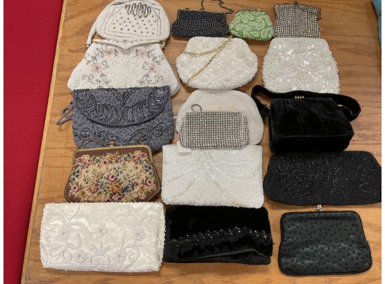 Vintage Purses And Clutches, 17pcs (CTF10)