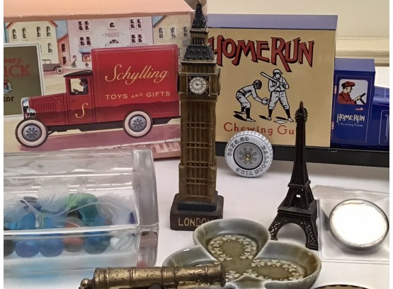 Souvenirs And Novelty Items (CTF10)