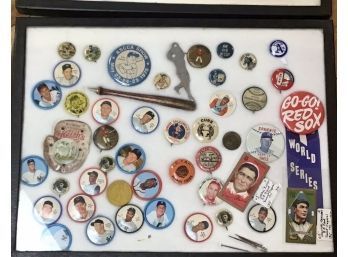 Vintage Sports Related Buttons (CTF10)
