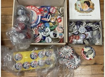 Vintage Campaign And Other Buttons (CTF10)