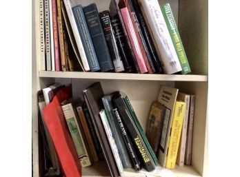 Books-  Varied Topics, Collectibles Reference Books And More, 32pcs  (CTF20)