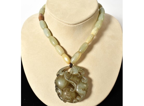 Vintage Carved Jade Pendant (CTF10)