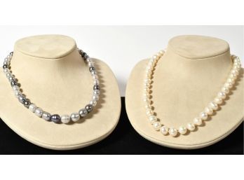 Pearl Necklaces, Gray And White (CTF10)