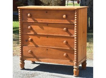 Country Pine Spool Turned Chest (CTF20)