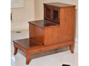 Vintage English Regency Style Library Stair End Table (cTF20)
