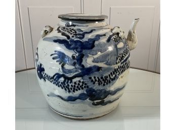 Antique Chinese Blue And White Porcelain Pouring Vessel (CTF10)