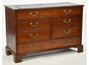 Chippendale Mahogany Chest With Lift Top (CTF30)