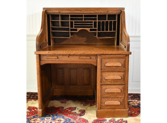 Antique Standard Furniture Co. Oak Roll Top Desk (CTF40)