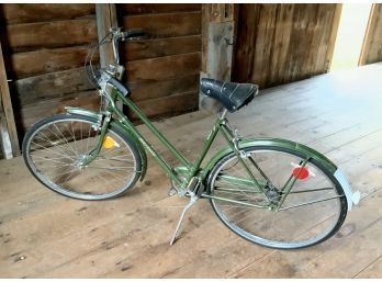 Vintage English Raleigh Bike (CTF20)