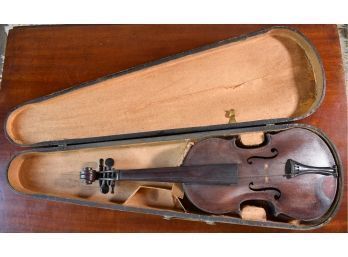 Antique Violin In Wooden Case (CTF10)