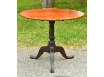 Antique 18th C. Tilt Top Tea Table (CTF10)