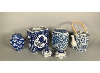 Blue And White Porcelains (CTF10)