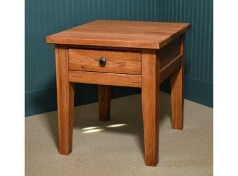 Attic Heirlooms By Broyhill One Drawer Side Table (CTF20)