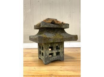 Japanese Style Carved Stone Sectional Garden Lantern (CTF40)