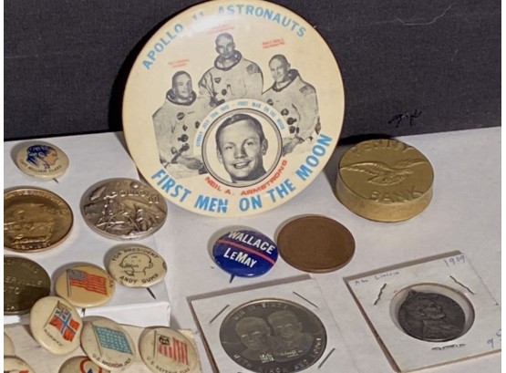 Vintage Buttons And Tokens (CTF10)