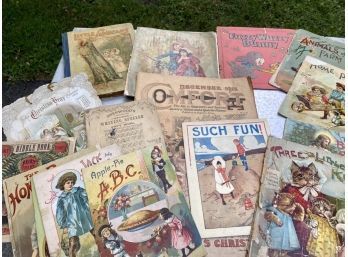 Antique Childrens Books And Calendar (CTF10)