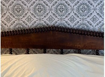 Antique Spool Bed Head Board  (CTF20)