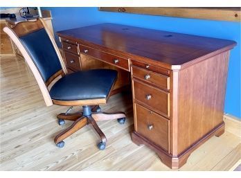 Winners Only Inc. Contemporary Desk And Chair (CTF40)