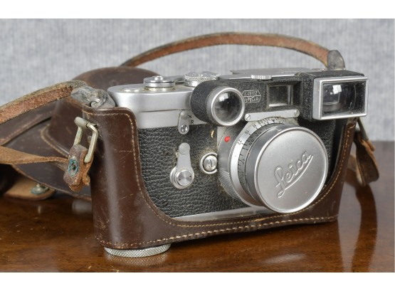 1957 Leica M3 Black And Chrome Film Camera With Leitz Summaron 3.5cm F3.5 Lens (CTF10)