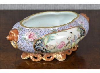 Small Famille Rose Chinese Porcelain Bowl (CTF10)