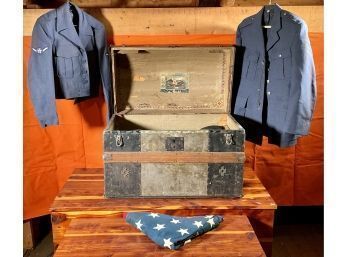 Antique Steamer Trunk With Vintage Military Clothing (CTF20)