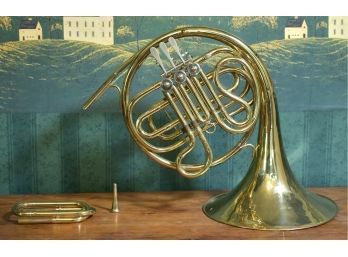 Vintage C.G. Conn Co. French Horn In Case (CTF10)