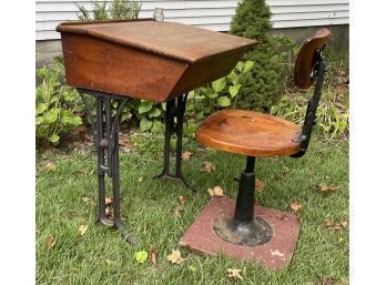 Antique Childs School Desk And Chair (CTF30)